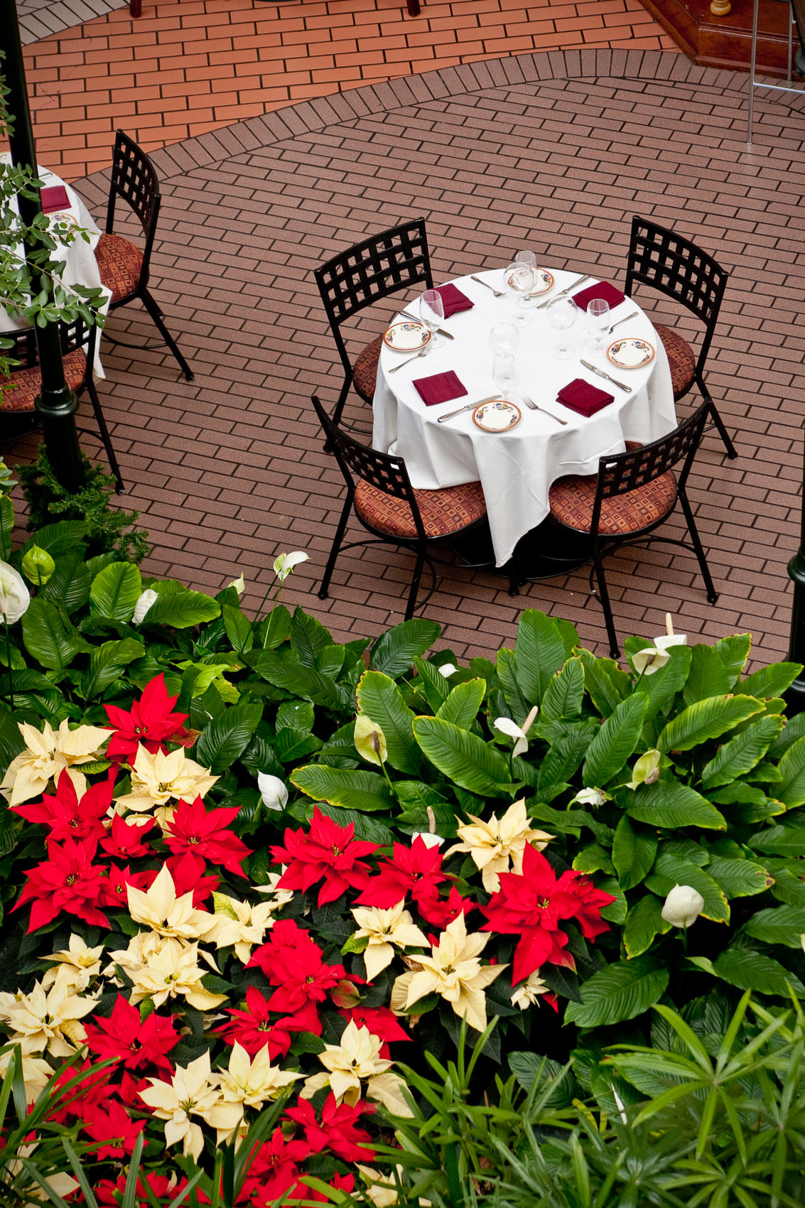 Location Photograph of a Table at Ravello Restaurant in the Gaylord Opryland Resort in Nashville, TN | J. Eldon Zimmerman Photography | Lancaster, PA Commercial Photographer